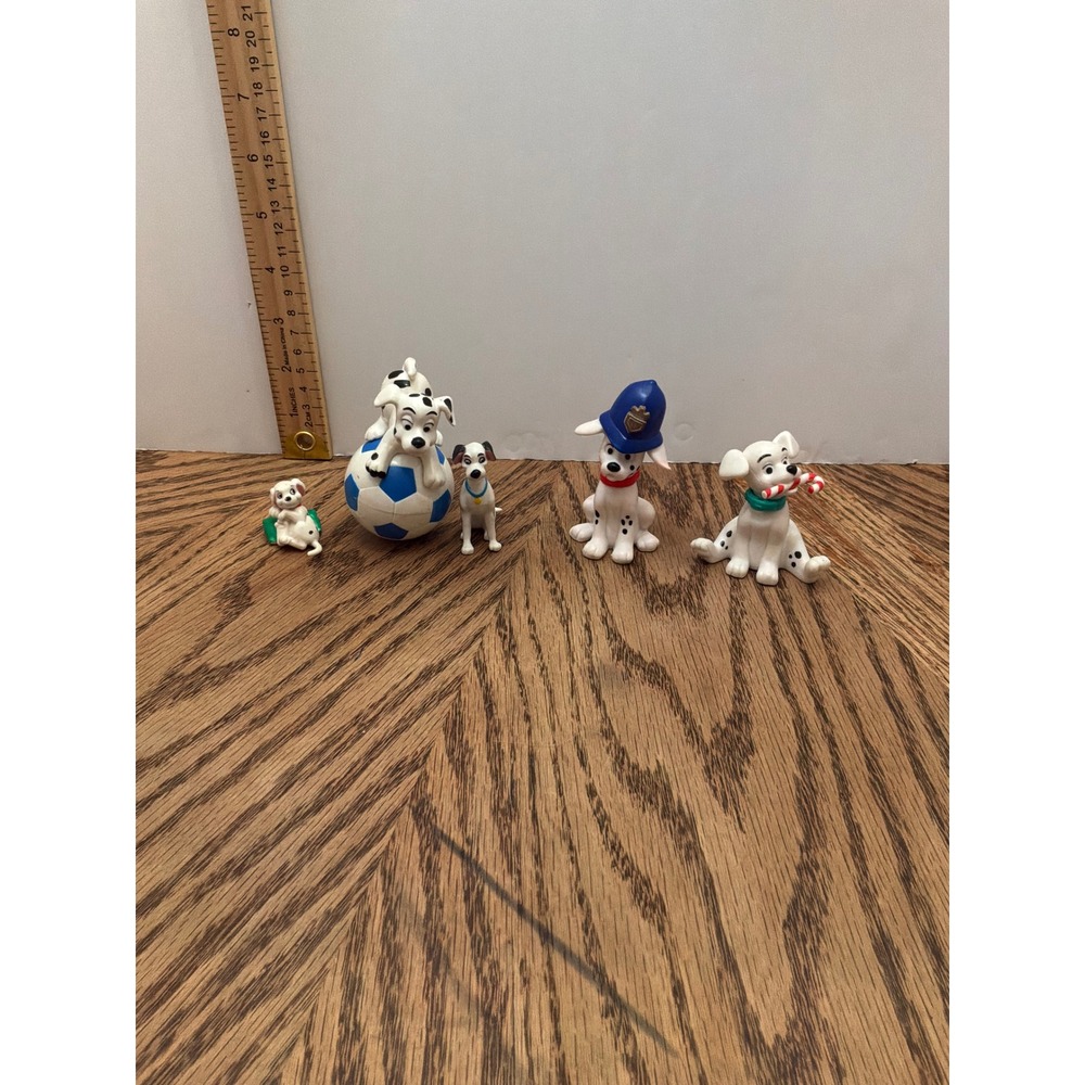 Disneycore‎ Kids Disney 101 Dalmatians PVC Figures Set 1-2.5 Inch White Black
